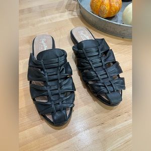 Anthropologie Seychelles Black Woven Mules